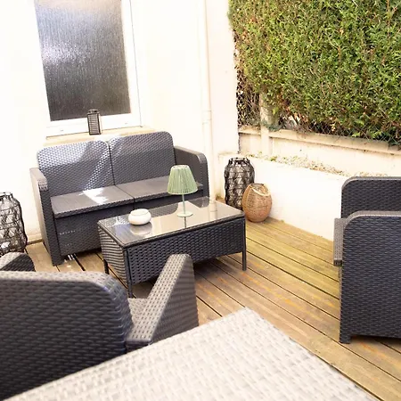 Elegante 3chambres Terrasse Et Parking Zenith קאין